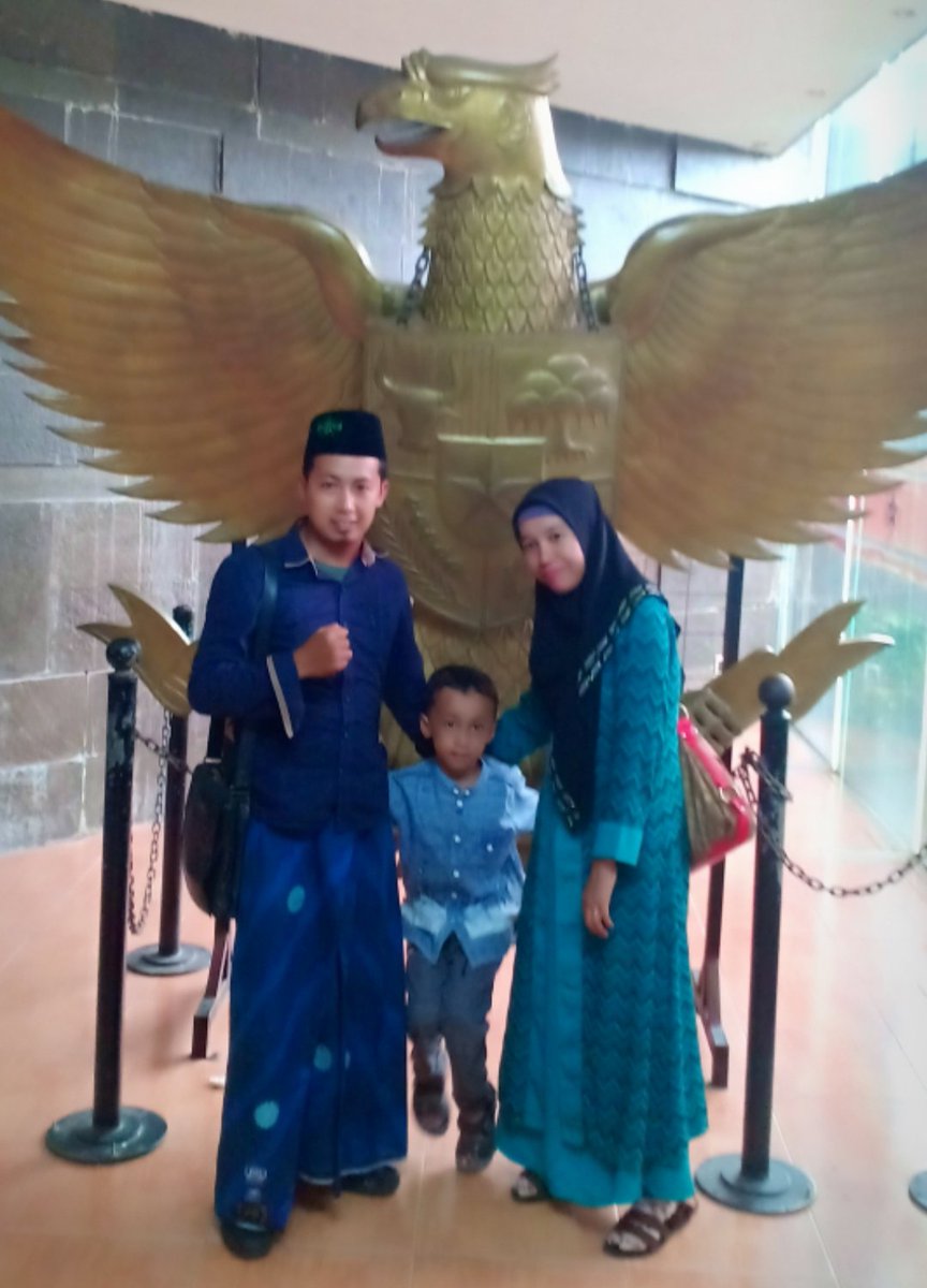 Fath994's tweet photo. Selamat hari PANCASILA 
01 JUNI 2021
PANCASILA JAYA https://t.co/bKC6Rlr30u