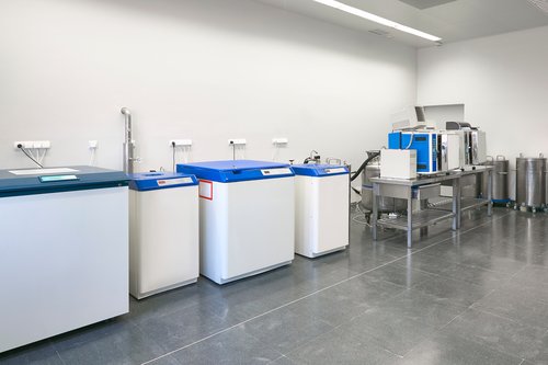 Solvoz has also designed a solution for the setup of a #COVID19 #VaccinationDistribution hub and the #ColdChain setup required. Maintaining cold chain is critical to a safe and effective campaign.

» solvoz.com/solution/57145