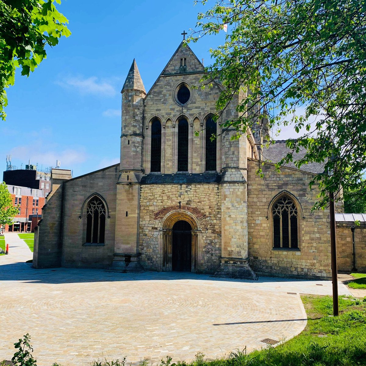 This beautiful weather is the perfect accompaniment to our new pathways and grassed area ☀️⛪️ #grimsby #regeneration #culturerecoveryfund #pathway #heartofthecommunity #thankful❤️