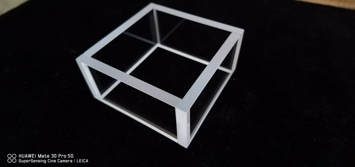 RobertZ95382365's tweet image. Square prism