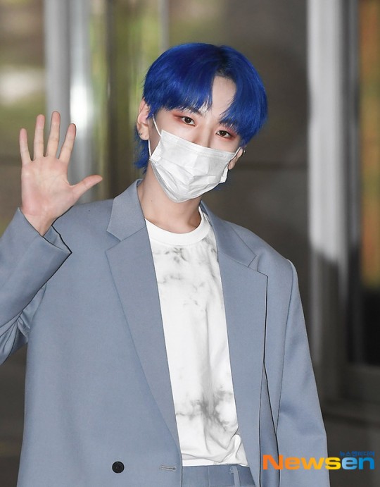 PHOTO】WEi キム・ヨハン＆チャン・デヒョン＆元2NE1のMINZY「覆面歌王