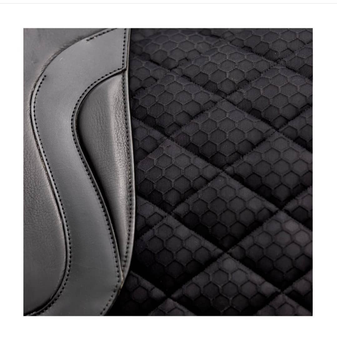 DarraghEquestri's tweet photo. 🔥New🔥 @equiline_official #Digamma diamond pattern range. Defining the look for Summer 21 @nbutlersporthorses #darraghequestrian #equiline https://t.co/aEPrDAWwpo