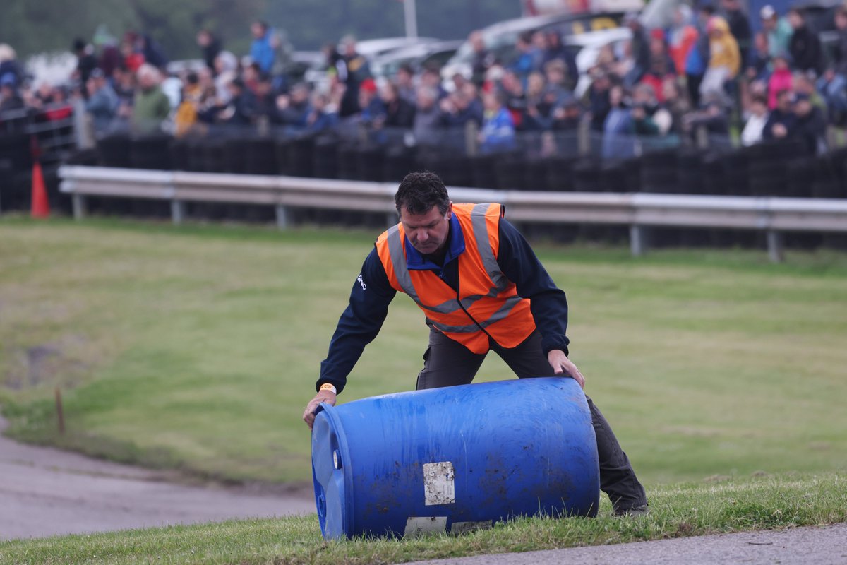 ourmotorsportuk's tweet photo. Today marks the start of Volunteers’ Week

We want to thank every single person who gives up their time to make motorsport happen 👏

Let us know your best moment as a volunteer or if you are a competitor, let's celebrate an act of kindness👇

#OurMotorsportUK #VolunteersWeek https://t.co/iHBgjubgva