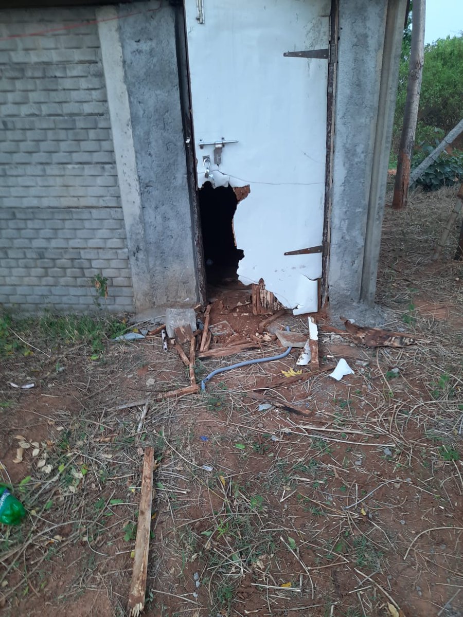 mmali77's tweet photo. I am an NRI. Theft Burglary Bootlegging  has become a repetitive criminal  activity at my premises. Huge Losses Multiple Times at Ippalapally village Mandal Keshampet @pskeshampet_cyb @cpcybd Complaint logged https://t.co/9IUrUYgonx