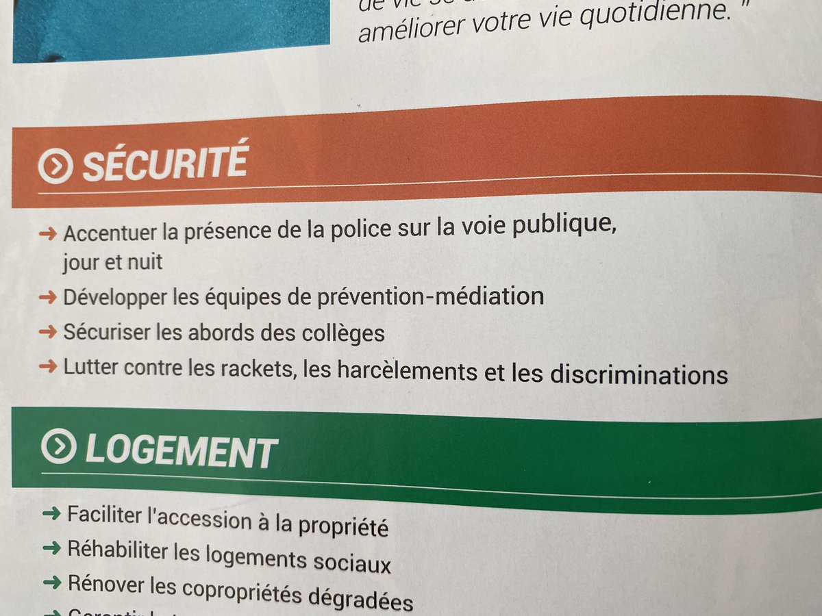 K_bicetre2020's tweet photo. Dans « Le Monde » un élu municipal communiste déclare « nous sommes contre la police municipale ».   
Contrairement aux élus de la gauche kremlinoise,#Ensemblechangeonsle94 est pour une police municipale renforcée et présente sur le terrain 24/24. 
#ensemblechangeonsle94 https://t.co/PYt3qEGZS4
