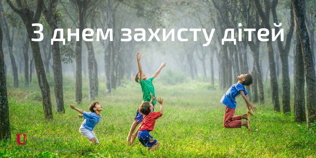 Игрушки для детей. Развивающие игрушки для детей. Child play kids. Фон играющие дети. Играющий ребенок.