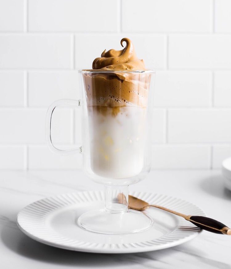 FoodCriticLive's tweet photo. Tongues, welcome to June!
May it be greater than we imagined. 
May it overflow with blessings. 
May we get closer to achieving our goals. 
And may it be as satisfyingly this cup of iced coffee by @kikifoodies 
Enjoy!
#foodcriticlive #tongueforrent #foodcriticinlagos #coffee https://t.co/oPxPPbm5hz