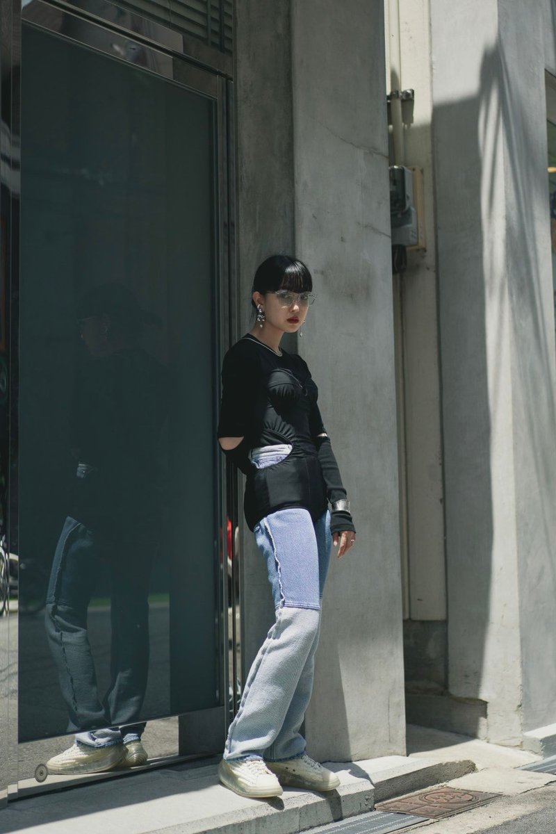 fashionsnap's tweet photo. 【スナップ】
名前：ringo.m
スイムウェア: FETICO
ボトムス: PERVERZE
シューズ: grounds
アイウェア: BOSTON CLUB
イヤーカフ: RATHEL&amp;WOLF
ネックレス: RATHEL&amp;WOLF
https://t.co/iHmTQZVqmh https://t.co/cbBVjscOxk