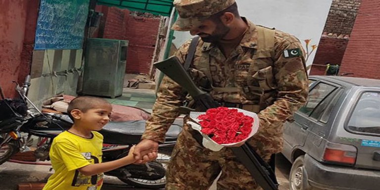 Young and Old_ every Pakistani loves and respects Pak Army.

Pak Army Zindabad 🇵🇰✌️

#پاکستان_پاک_فوج_کےساتھ_ہے