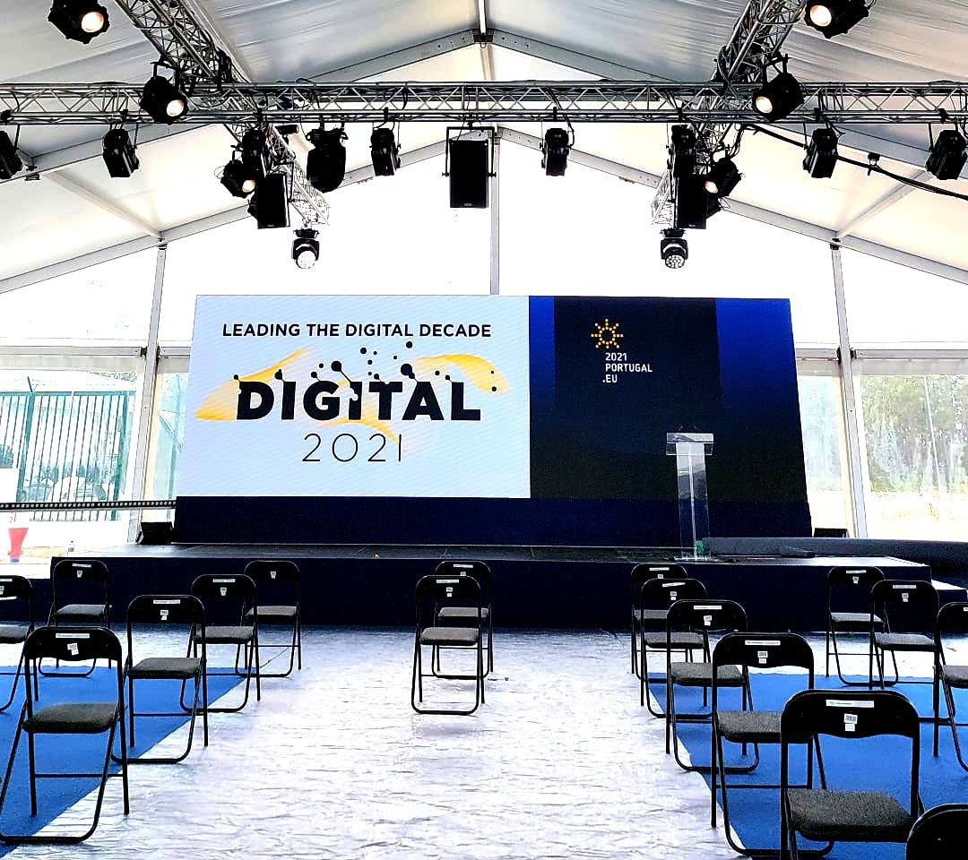 EllaLink_Cable's tweet photo. We are excited to announce the inauguration of our transatlantic cable today from 11:30 to 12:30 am CET at #DIGITALEU2030

EllaLink is marking a new era by connecting Europe and Latin America directly. 

To watch it live, register here : https://t.co/nbXRaunhLI https://t.co/HlKv6SQK0L