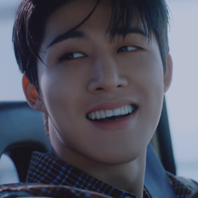 Wiki S Tweet This Is What Genuine Happiness Looks Like And Kim Hanbin Deserves It This Man Went Through A Lot Of Things But He Survived And Came Back That