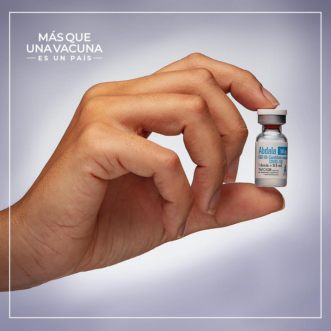 Más de 140 000 personas en Cuba han completado su esquema de vacunación con las 3 dosis de Soberana 02 o Abdala.

✍️ bit.ly/3g03pMj

#MásQueUnaVacunaEsUnPaís 💉❤️🇨🇺 #CubaViva