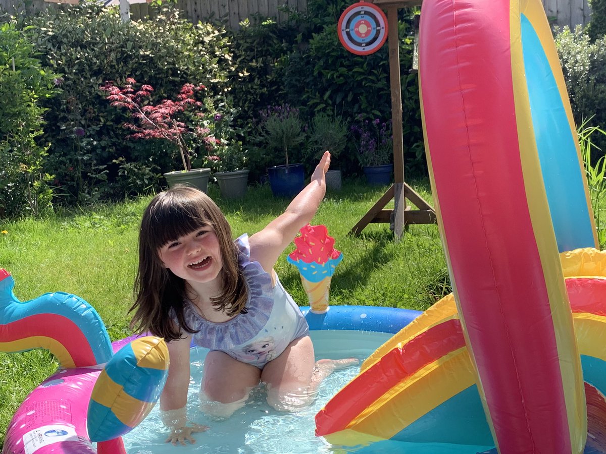 Writes_Nadine's tweet image. Beautiful sunny day and half term can only mean one thing...paddling pool time! 🏊‍♀️ #halfterm #paddlingpool #hotday #Sunny ☀️