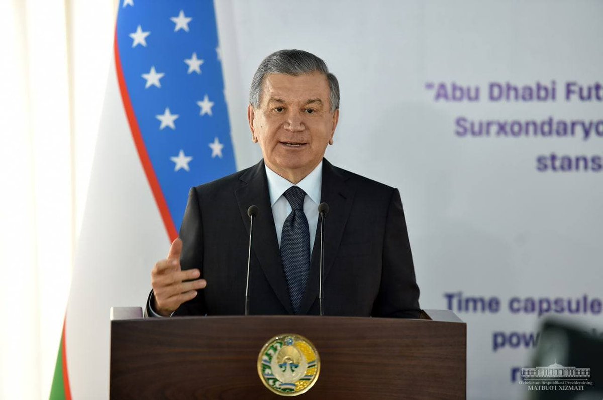 president_uz's tweet photo. President Shavkat Mirziyoyev laid a capsule on the occasion of the construction of a 457 MW Solar Photovoltaic Plant in the Sherabad District of Surkhandarya Region.
#Mirziyoyev #Surkhandarya #RegionsDevelopment #GreenEconomy #PowerIndustry https://t.co/MVpM2wdhol