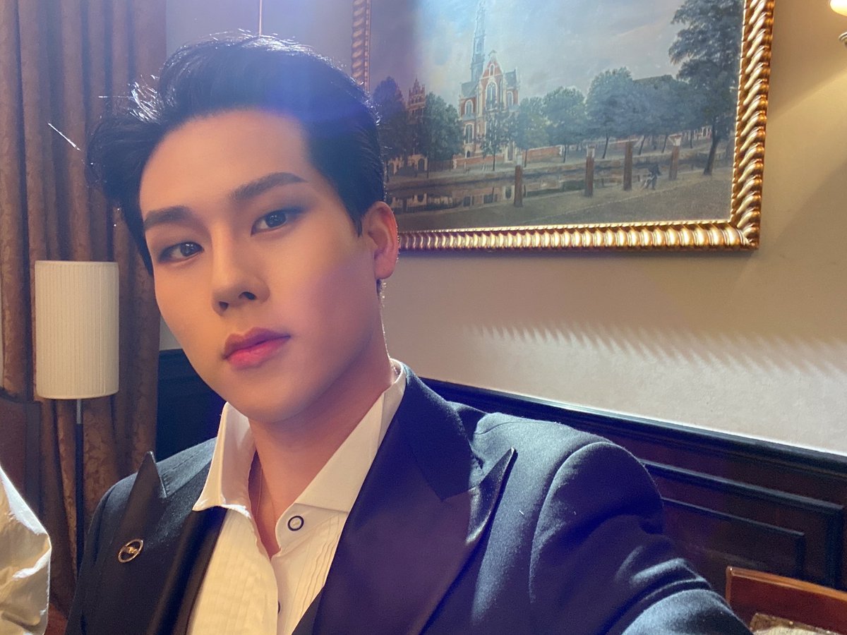 OfficialMONSTAX tweet picture