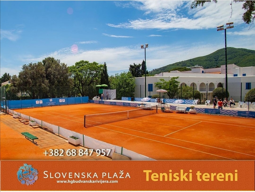 Za ljubitelje tenisa, teniski tereni turističkog naselja " Slovenska plaža".
 Informacije i  rezervacije na broj  telefona
 +382 68 847 957
#teniskitereni #tenis #slovenskaplaza #hgbudvanskarivijera #budva