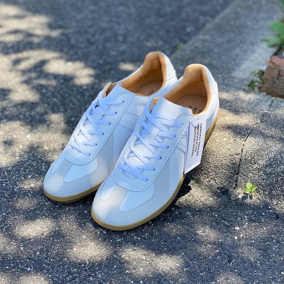 BINGOYA_mss's tweet photo. \ 商品発送サービス開催中🚛 /

【 GERMAN TRAINER 】

GERMAN TRAINER 21SS collection new in ✔︎

¥7900(+tax)

只今　期間限定送料＆手数料無料のキャンペーンを開催‼️(下限額あり)

こちらの詳細はInstagramをチェックしてみてください☑︎
https://t.co/ZIbcYZcjof https://t.co/tymTcNYpHd