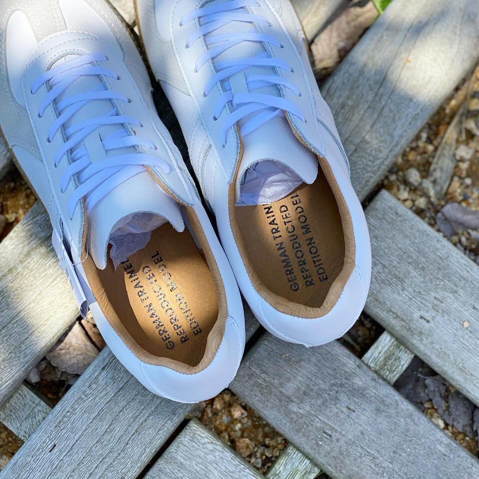 BINGOYA_mss's tweet photo. \ 商品発送サービス開催中🚛 /

【 GERMAN TRAINER 】

GERMAN TRAINER 21SS collection new in ✔︎

¥7900(+tax)

只今　期間限定送料＆手数料無料のキャンペーンを開催‼️(下限額あり)

こちらの詳細はInstagramをチェックしてみてください☑︎
https://t.co/ZIbcYZcjof https://t.co/tymTcNYpHd