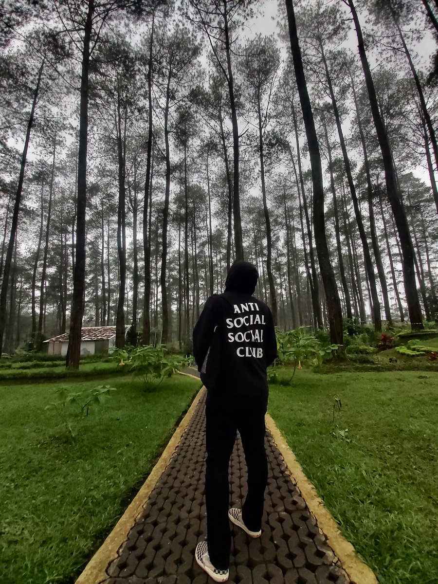 aimBOCOR's tweet photo. Healing time 🍃 https://t.co/yvA8LMkbsz