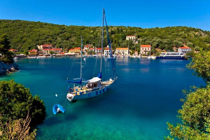 GreekBoston's tweet photo. Greek Photo of the Day from https://t.co/AqQR4olCn8 @greekboston
.
#ellada #greece #greeks #greek #hellenic #greece💙 #greece🇬🇷 #greece2021 #greece2021🇬🇷 #greece2021💙 #greekboston #bostongreeks #greeksinboston #ithaca #ithacagreece https://t.co/5ZUjRgzLcM