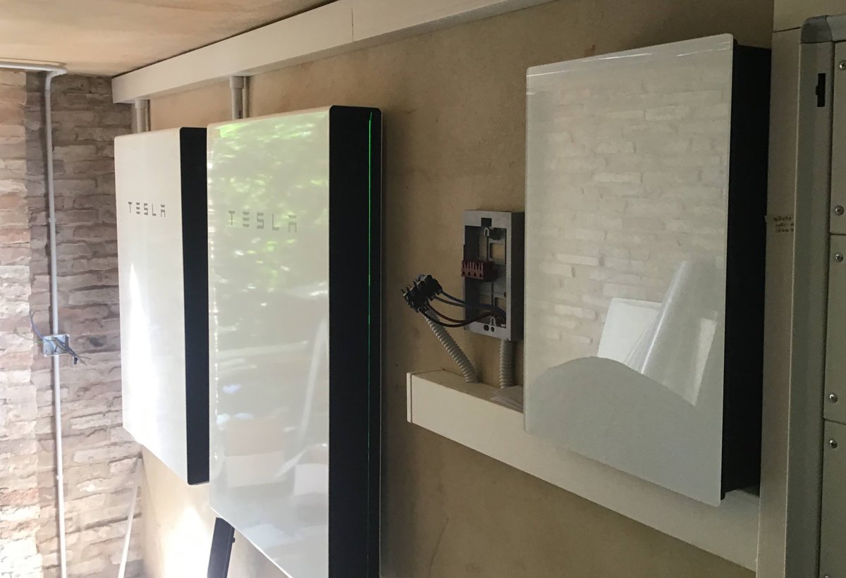 Solar_Farm's tweet image. Verso abolizione scambio sul posto a favore di autoconsumo collettivo. Leggi novità:
solarfarm.it/blog-italiano-…