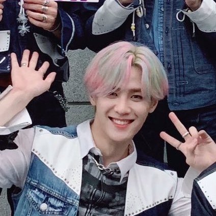 happy pride month! 🌈 #钱锟 #KUN