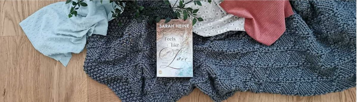 leipziglauscht's tweet photo. Zora Taube hat bei uns auch eine Rezension zu Sarah Heines «Feels like Love» geschrieben. Schaut gerne mal rein: https://t.co/iNVc57YeeY…
#leipziglauscht #leipzigliest
Foto: Cover von «Feels like Love» © Zora Taube https://t.co/WyLg12sng6
