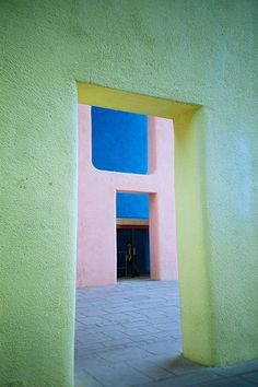 Trev_PI's tweet photo. Architecture is more beautiful with colour, right? https://t.co/CwWkwtIgcM