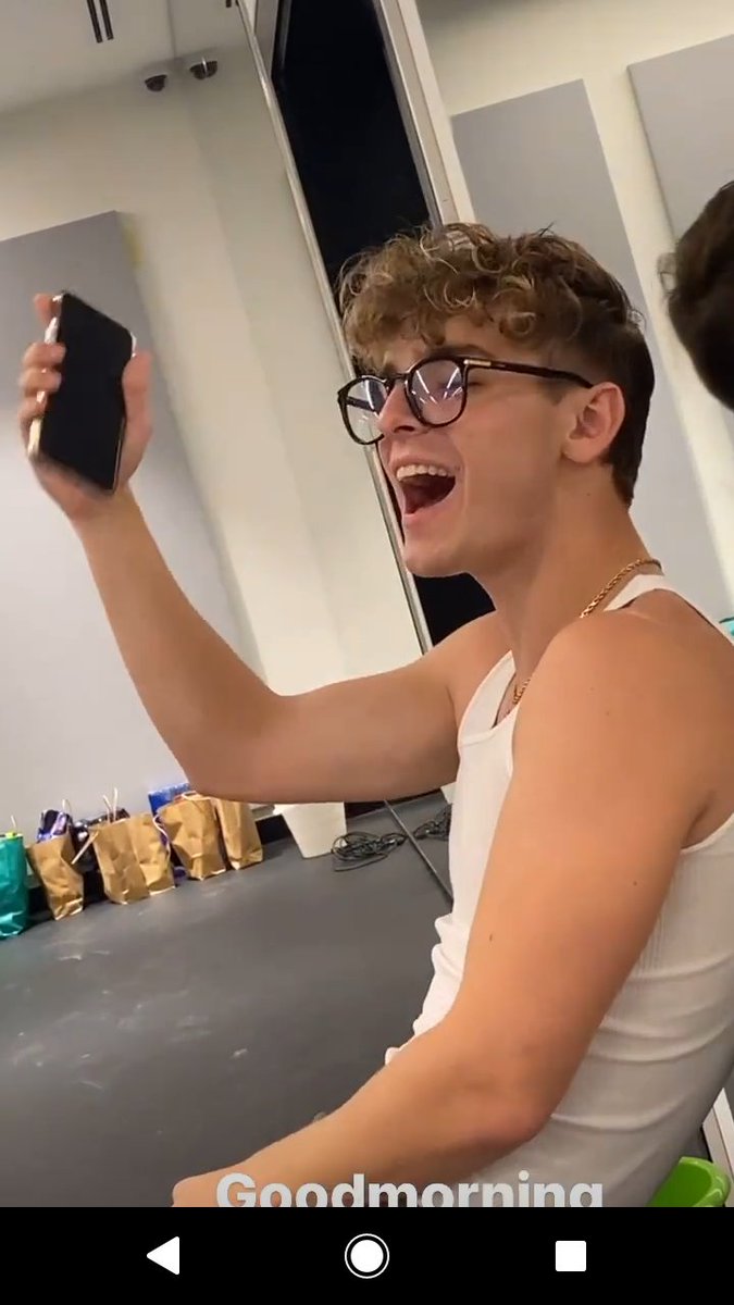 dinossaurorexe1's tweet photo. Nossa senhora o Josh de oculos é tudo, af que Lindo
@joshbeauchamp https://t.co/6tHIP1CTwh