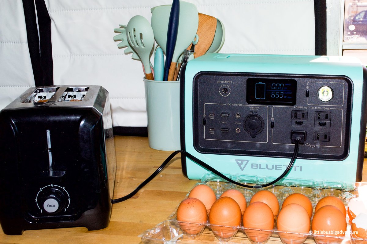 Maxoak_official's tweet photo. While it serves as a great home power supply during an emergency, the Bluetti EB70 is also lightweight and portable enough to take along on a fishing or camping trip. 🤩🤩
#vanlifeliving #vanlifeurope #vans #vanlifeuk #vanlife #vanconversion #vanbuilds #vanbuild #poweroak https://t.co/VwTjXGlixA