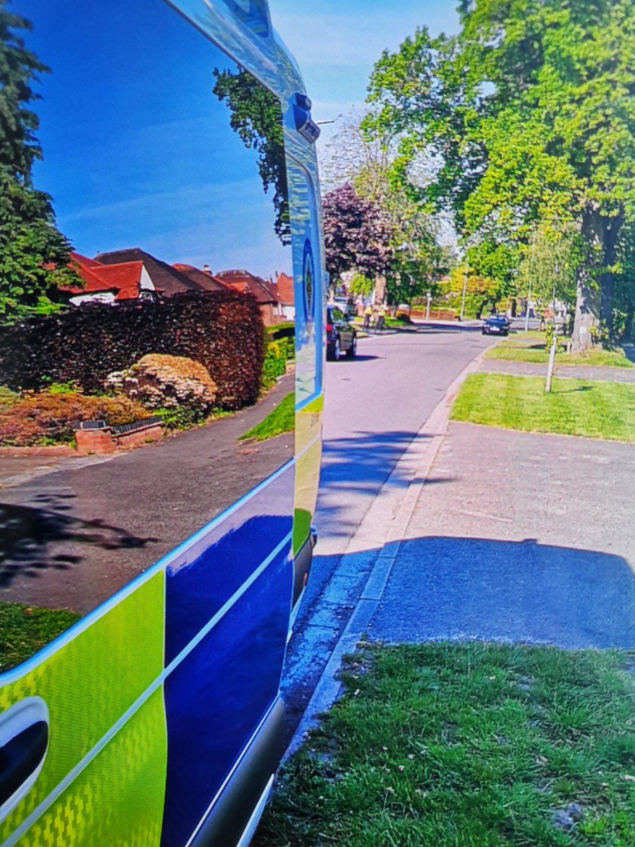 Shirley Police tweet media