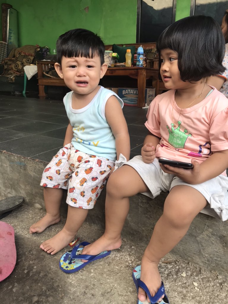 aLndhy's tweet photo. si kembar beredar di twittt 😍 https://t.co/gja0gTZViP
