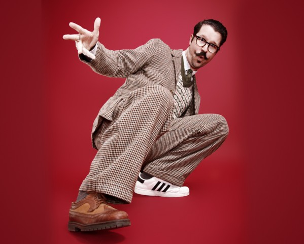 LendingRoomLDS's tweet photo. // @gentlemanrhymer //
Is back in Leeds this Winter !
Who's ready for some Chap-hop fun !
Chap-Hop Bangers >>> https://t.co/ZD9JxfKZgC
Tix >>> https://t.co/qf9e1LVapK https://t.co/M5qMostXre