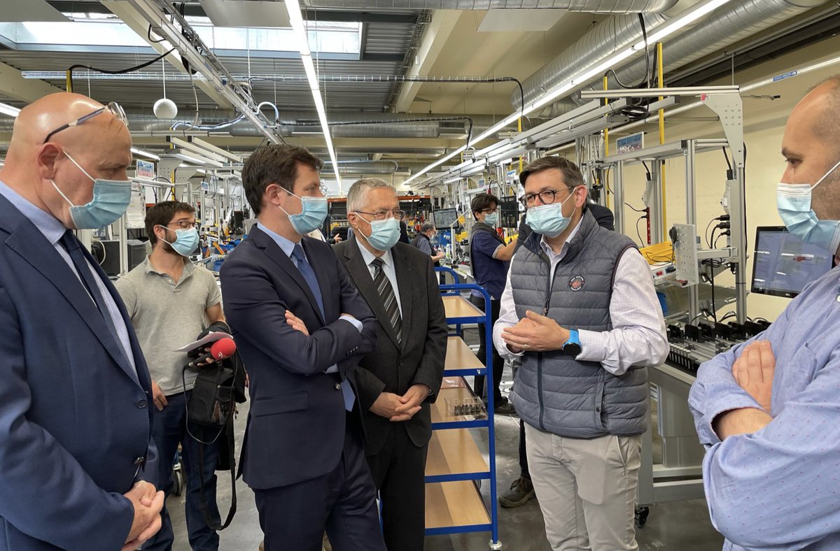 Fx Bellamy (@fxbellamy) on Twitter photo Retour sur un déplacement dans le #Berry, à la rencontre du monde économique, pour échanger sur les conditions d’une relance solide et durable. À Montierchaume, visite de l’entreprise industrielle Astronics PGA, en pointe dans l’aéronautique civile. <a href="/IndreMedef/">Medef Indre 36</a> Retour sur un déplacement dans le #Berry, à la rencontre du monde économique, pour échanger sur les conditions d’une relance solide et durable. À Montierchaume, visite de l’entreprise industrielle Astronics PGA, en pointe dans l’aéronautique civile. <a href="/IndreMedef/">Medef Indre 36</a>
