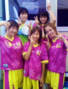 榎あづさ おまいら15年前何してたよ マイメロ2年目突入だったり ゴスロリ少女探偵団してたり お台場冒険王でフットサルしたり 舞台で不良少女してました あと とあるアニメの最終回収録が高校の卒業式に被って 別録りしてもらった記憶が 融通を 榎あづさ おまいら15年前何してたよ マイメロ2年目突入だったり ゴスロリ少女探偵団してたり お台場冒険王でフットサルしたり 舞台で不良少女してました あと とあるアニメの最終回収録が高校の卒業式に被って 別録りしてもらった記憶が 融通を