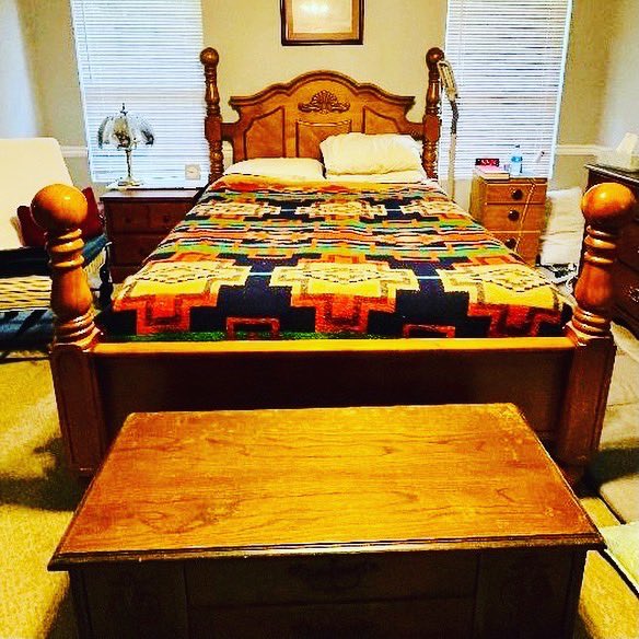 GBES2018's tweet photo. Traditional estate sale in McDonough this Saturday &amp; Sunday 10-3.......Collectibles, furniture &amp; more! 
.https://t.co/vWodQAa8Bq
.
#estatesales.net 
#gbestatesales.com
#memorabilia #art  #decor #furniture #mcm #antique #modern  #interior #setdesign #estatesale #shopping https://t.co/KO6QeqZM10