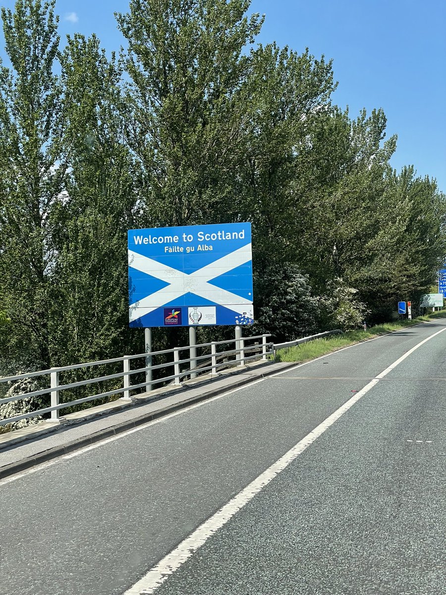 On the way to <a href="/EdinburghZoo/">Edinburgh Zoo</a> #roadtrip #panda #marquee #zoo #summer