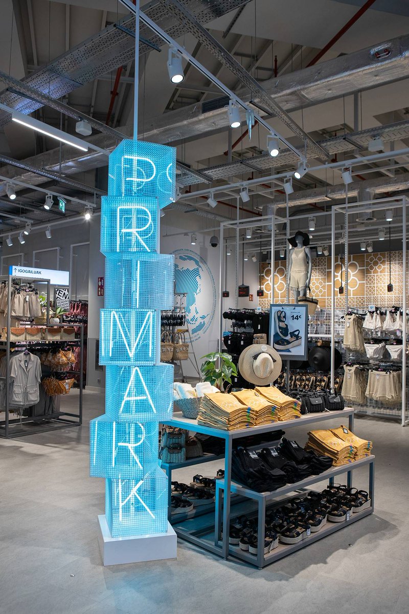 FloorForm's tweet image. Primark Bilbao Gran Vía, located at the Vizcaya Tower. Over 5,000 m2 of retail floor and back of house vinyl flooring completed on this project.