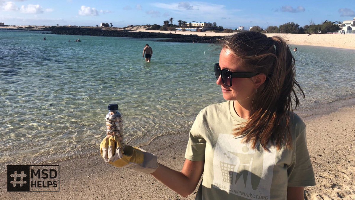 dlted_03's tweet photo. #Volunteering abroad? Entirely possible in MSD Czech Republic. Kristyna Zborilova, our Invoice Processing Specialist, spent 5 days cleaning the beaches of #Fuerteventura under the auspices of the NGO Clean Ocean Project.
#MSDPlaceToBe https://t.co/dHuWxmKlDo