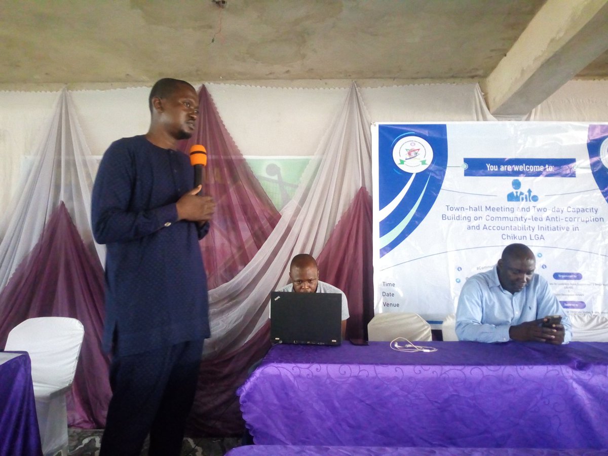 AlAmeerMubarak's tweet photo. Attending a Town Hall meeting and Two days Capacity Building on Community- led Anti-Corruption and Accountability initiative organized by @calped4devt and supported by @mambayyahouse and MacArthur Foundation.
#CommunityLedAntiCorruption
#MLS. https://t.co/NssABwZL7u