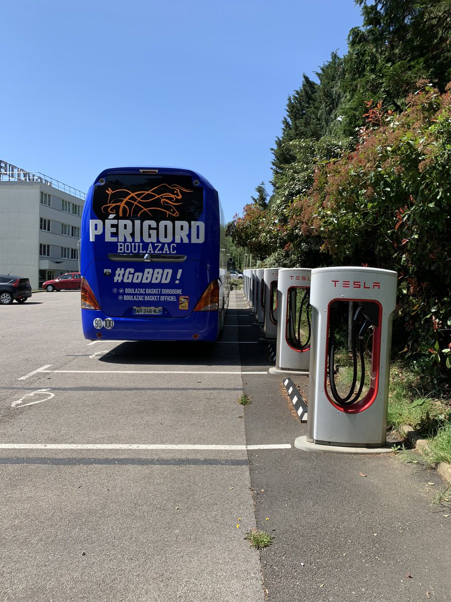 😳

@TEnthousiaste <a href="/TeslaStars/">TeslaStars✨</a> <a href="/TeslaOwls/">@RomainHedouin private account</a>