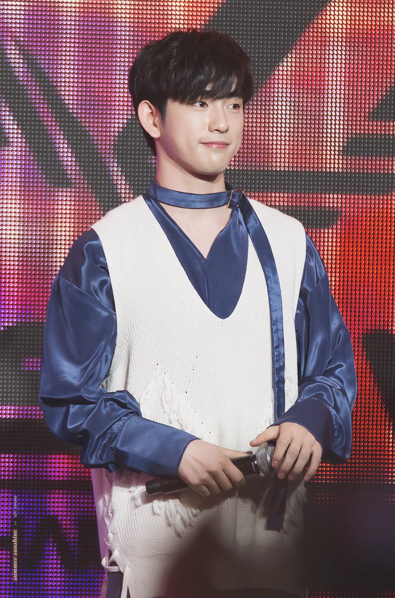 MyDeerIdol's tweet photo. ON THIS DAY
170601
> Jinyoung at Press con. GOT7 Thailand Tour #NESTIVAL
#Jinyoung #진영 #박진영 #GOT7 #갓세븐
@GOT7Official https://t.co/OLoA65sV4y