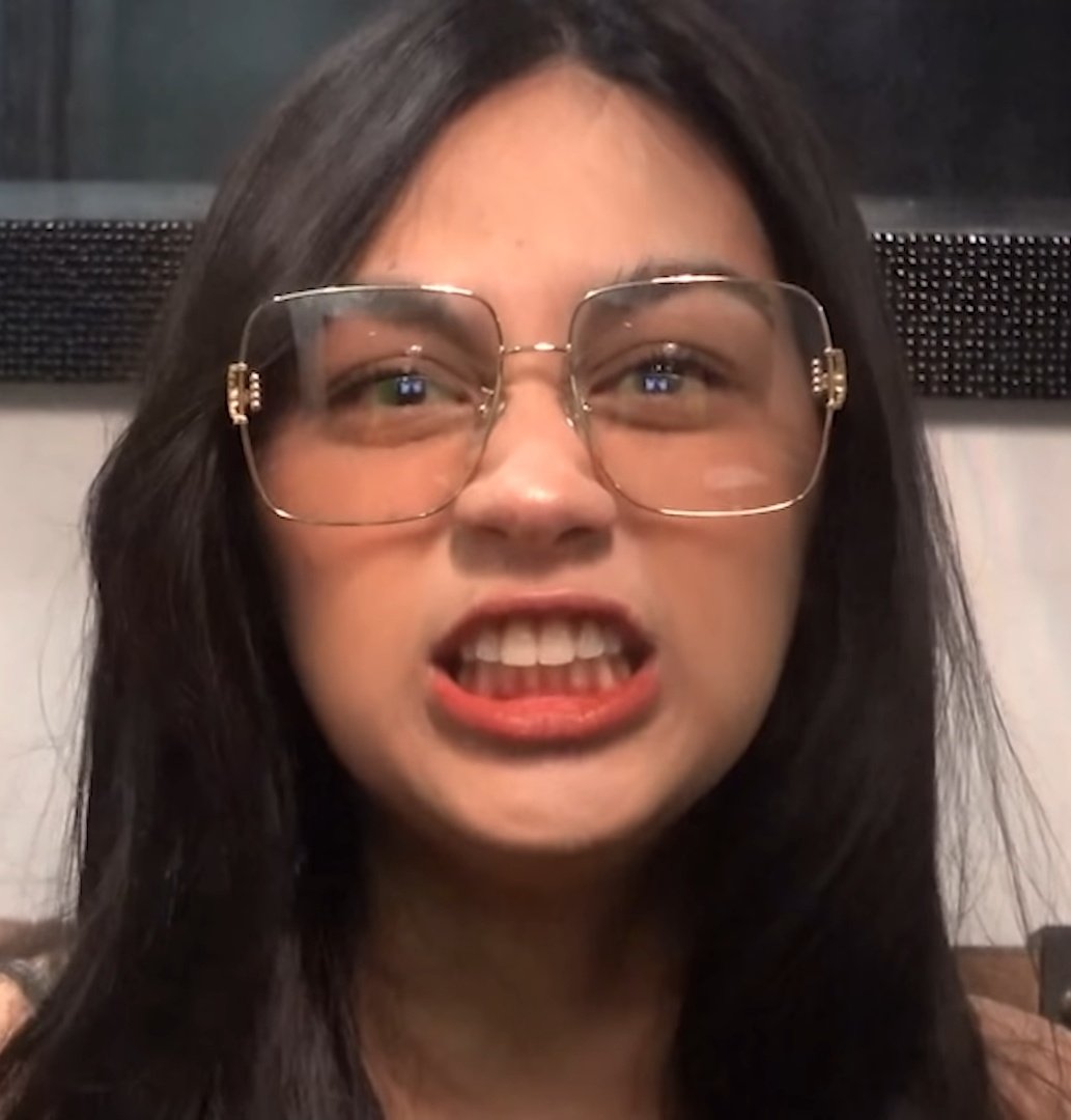 _pibiiiiiii's tweet photo. SHE'S SO CUTE!!! LAUGHTRIP YUNG VLOG GUYS PANUORIN NIYO NA KUNG GUSTO NIYONG TUMAWA🤣🤣🤣
Happy pill ever @ZeinabHarake11 💖
https://t.co/lfGPHbwyA3
https://t.co/lfGPHbwyA3
https://t.co/lfGPHbwyA3
😂😂😂😂😂😂
Meanwhile, Zebby na gigil at pikon: https://t.co/BsU7CQTZpo