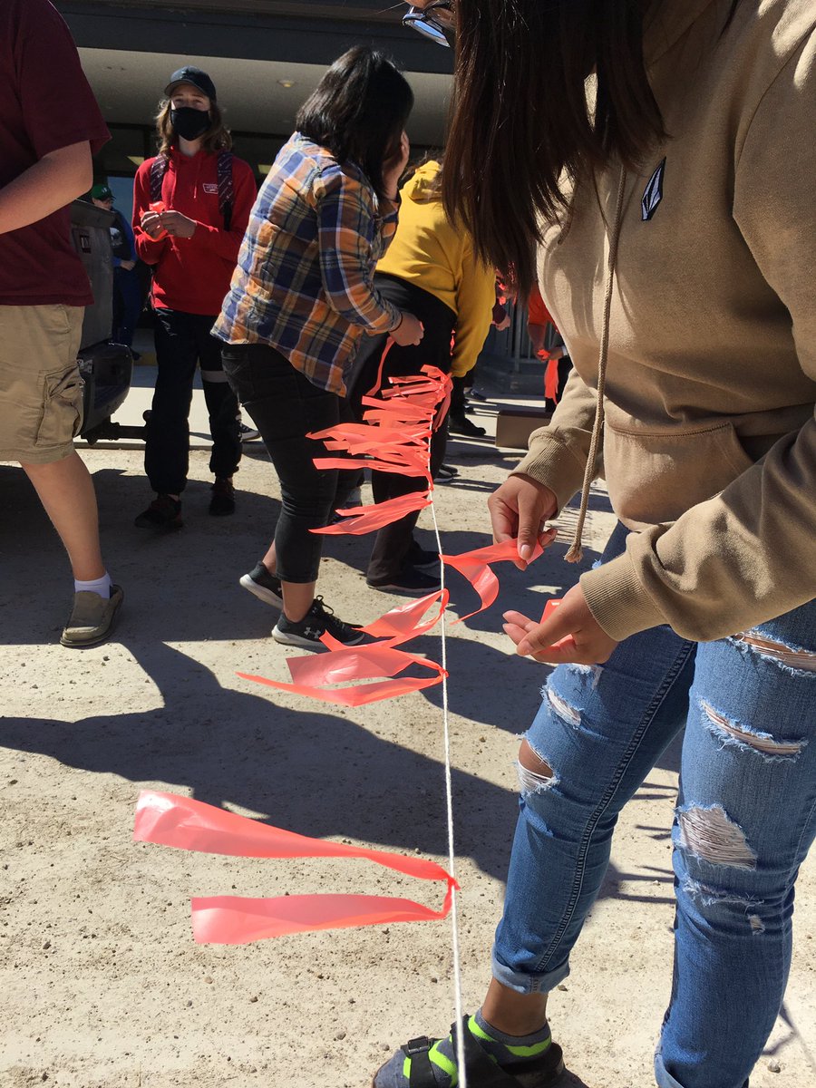 AlisonLubinski's tweet photo. Today, May 31st @RivertonCI joined in solidarity to honour the 215 children, who never made it home! 🧡 https://t.co/nTcgWz5m8k
