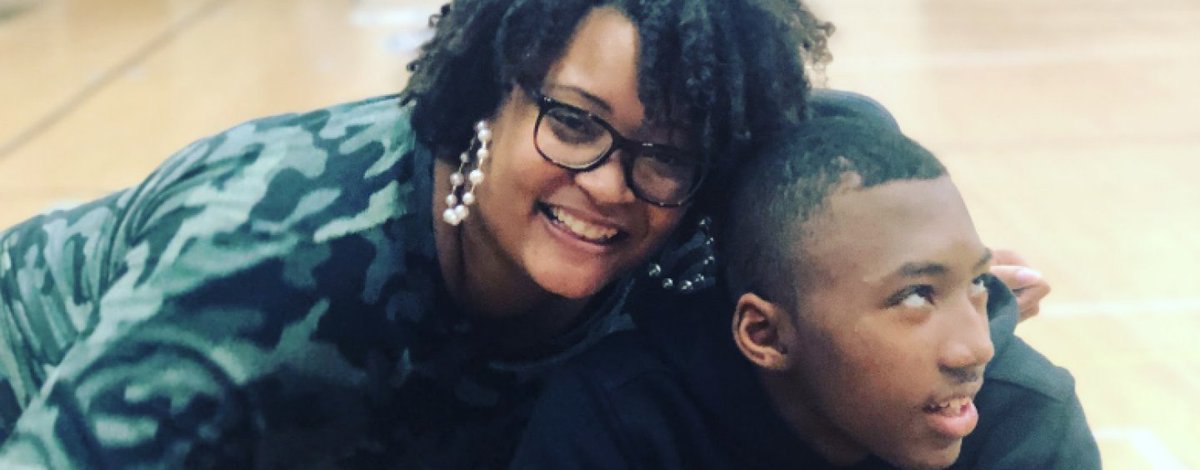 FmlyValuesWork's tweet photo. Leaving my son in the hospital in order to continue making money has been the hardest and most gut-wrenching decision of my life. [...] One in 3 Americans have or will face this hard decision every day" Read Aisha's story: https://t.co/r9x6JTZG6I #PaidLeave #FamilyIsEverything https://t.co/QnVYFxejHw