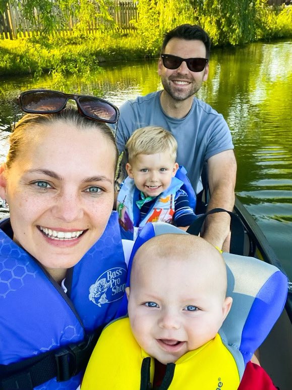 JackPosobiec's tweet photo. Be a rebel start a family https://t.co/QuEdJPtnC6