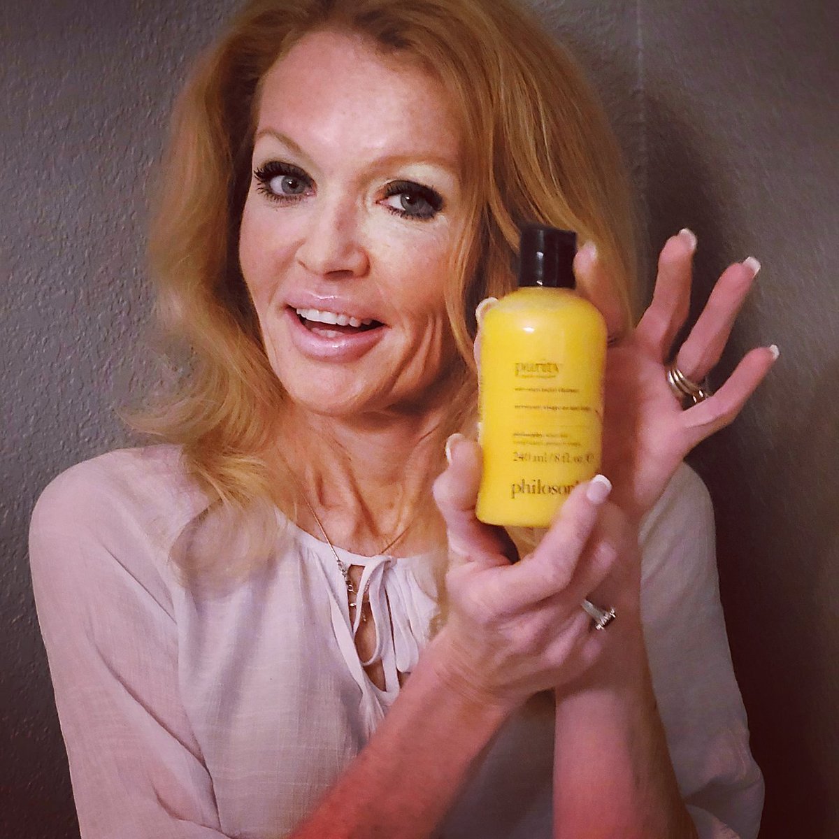 I received a free sample <a href="/Influenster/">Influenster</a> of the @lovephilosophy Purity with Tumeric. Note- I have no face make-up on.  I have very dry skin, this is a must try ladies! #lovephilosophy #influenster