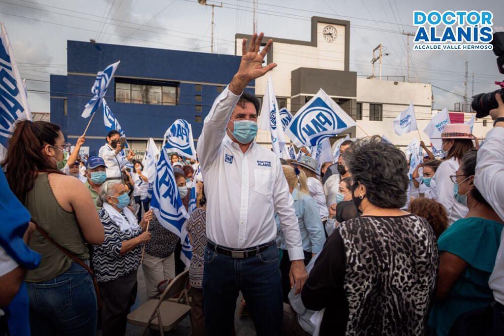 Nuestra campaña esta repleta de sueños, esperanza y trabajo. 

Agradezco de corazón a todos ustedes que forman parte de nuestro proyecto y asistieron a Nuestro Gran Cierre de Campaña donde estuvo presente el Penco Leandro Ríos 🙌#ValleHermoso 
#DrAlanís #AmigosdeAlanís #VotaPAN