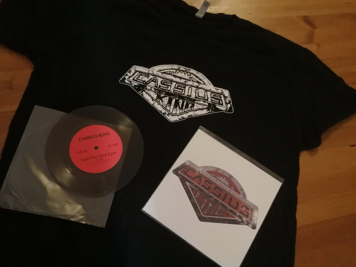 Just arrived to Madrid, Spain, directly from @nomadeelrecords, Cassius King!!! the new band from the great <a href="/jasonmcmaster/">Jason McMaster</a> and Dan Lorenzo! With original song "traveler" and a blast cover from <a href="/Aerosmith/">Aerosmith</a> song "Sight for Sore Eyes" ROCK!!!!