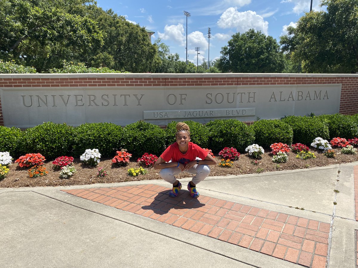 LakeCity_Pride's tweet photo. ‘21 Guard @tyriellew has touched down in Mobile, AL. 

Tyrielle will do great things at @WeAreSouth_WBB , can’t wait to enjoy the show‼️‼️ 

#LakeCityPrideAlum #LCP4L https://t.co/zH31NaQ0HW
